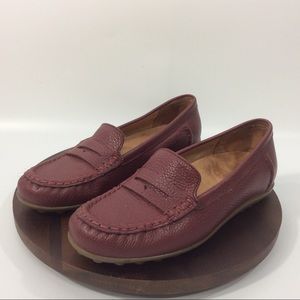 Vionic Size 7/5/38 Marcy Loafers Burgundy